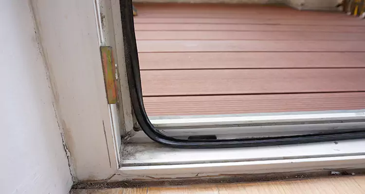 Why Choose Us for Leaking Sliding Glass Door Repair in Delray Beach, FL?