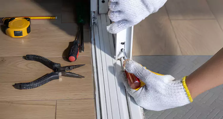 Screen Door Wheel Replacement in Delray Beach, FL