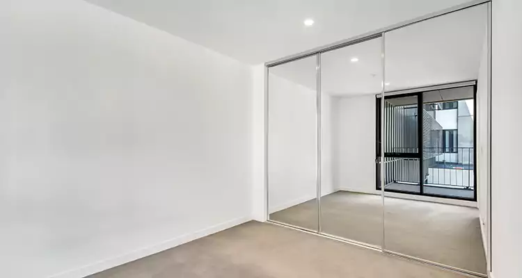 Why Homeowners Choose Us for Sliding Mirror Door Replacement in Delray Beach, FL
