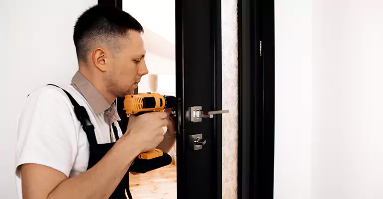 Aluminum Storefront Doors Repair in Delray Beach, FL