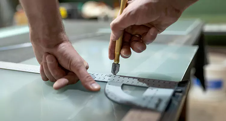 Glass Scratch Repair in Delray Beach, FL