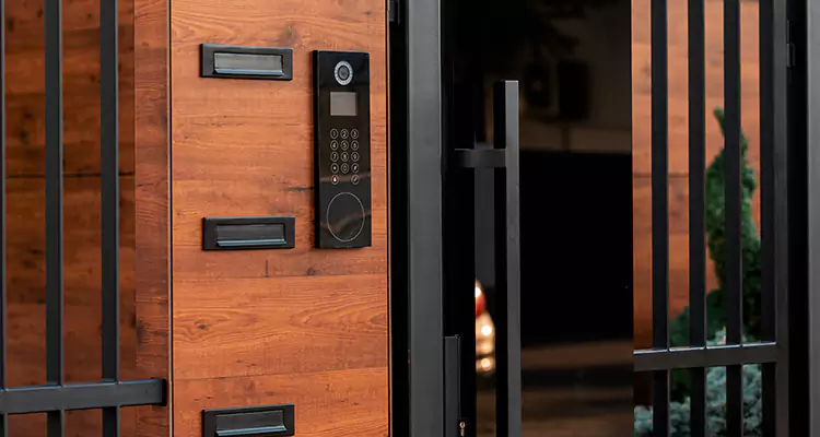 Automatic Door Maintenance in Delray Beach, FL