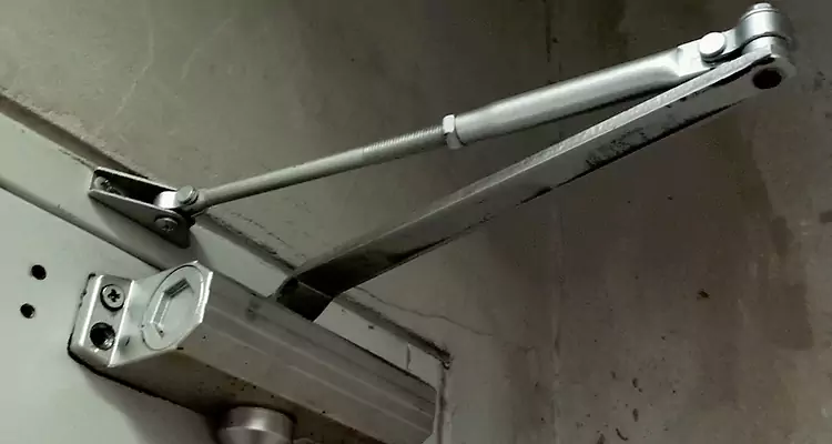Door Closer Parallel Arm Installation in Delray Beach, FL