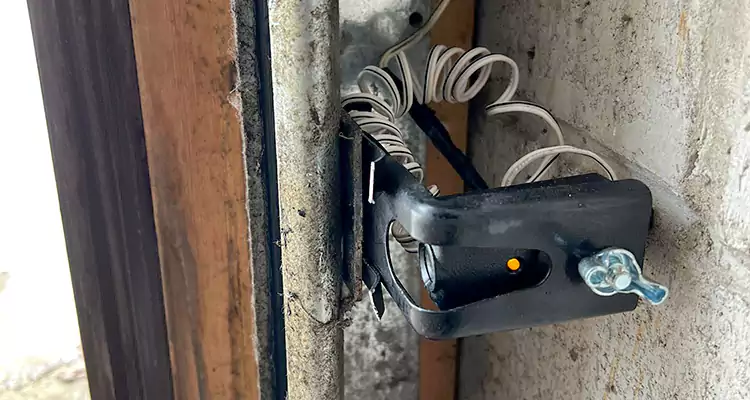 Fix Broken Garage Door Sensor in Delray Beach, FL