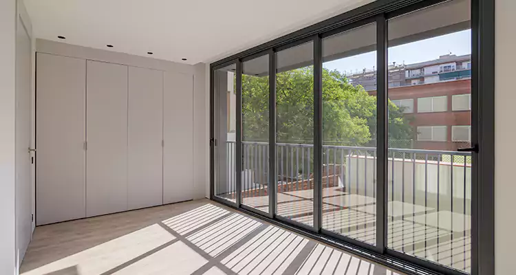 Fix Sliding Screen Door Track in Delray Beach, FL