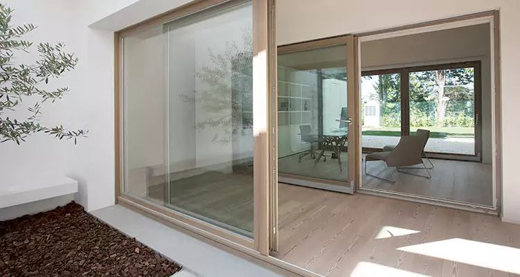 Sliding Screen Door Bottom Track Replacement in Delray Beach, FL